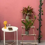 Luxury Artistic Digital Nomad Getaway W/ Terrace Apartman *