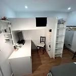 Luxury Artistic Digital Nomad Getaway W/ Terrace