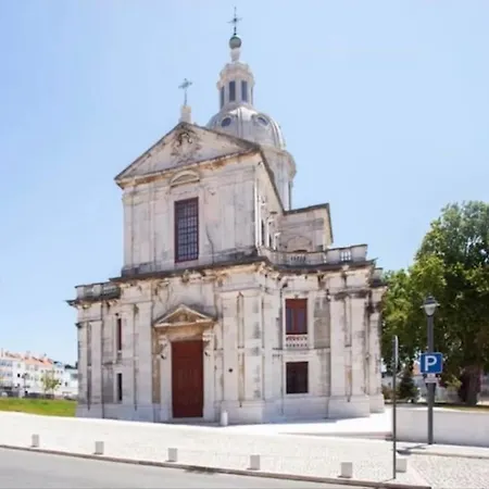 Luxury Artistic Digital Nomad Getaway W/ Terrace