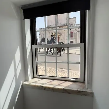 Luxury Artistic Digital Nomad Getaway W/ Terrace Lägenhet Lisboa